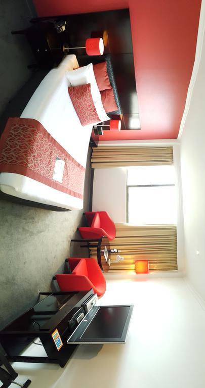 Leichhardt Hotel Рокхемптън Екстериор снимка