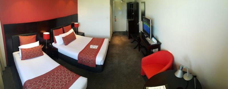 Leichhardt Hotel Рокхемптън Екстериор снимка